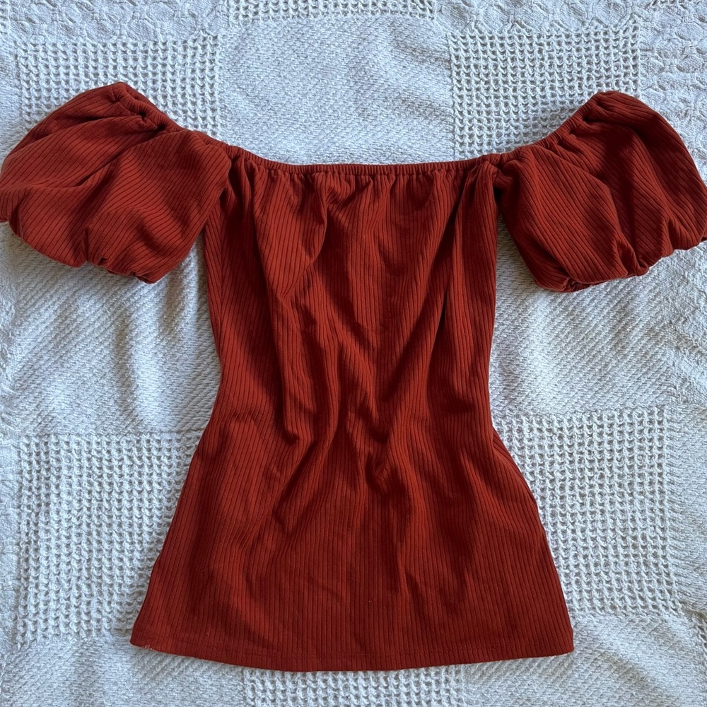 Reformation rust ribbed off shoulder puff sleeve top small xs orange fall Tencel